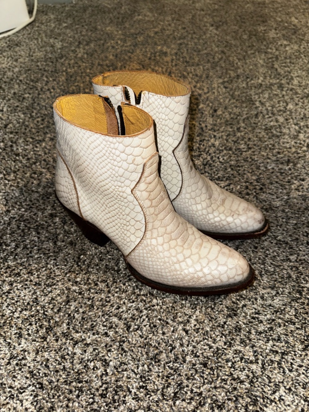 Idyllwind White Embossed Leather Ankle Boots - Picture 2 of 4